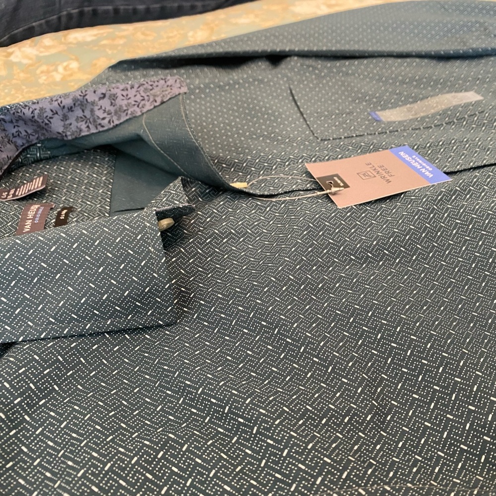 2/$20 Van Heusen Slim Fit Dress Large NWT